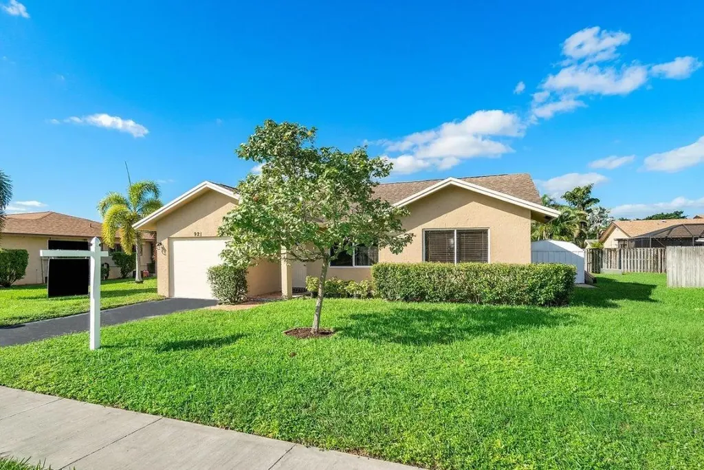921 NW 48th Avenue Coconut Creek FL 33063