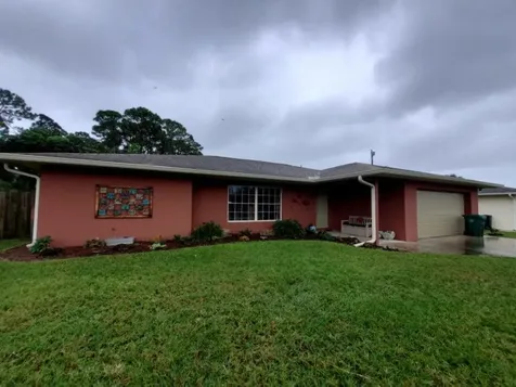 712 SE Browning Avenue Port St Lucie FL 34983