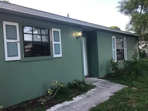 1682 SE Ridgewood Street Port St Lucie FL 34952