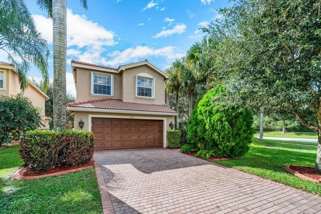 7672 Topiary Avenue Boynton Beach FL 33437