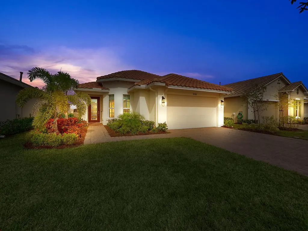 9961 SW Trumpet Tree Circle Port St Lucie FL 34987