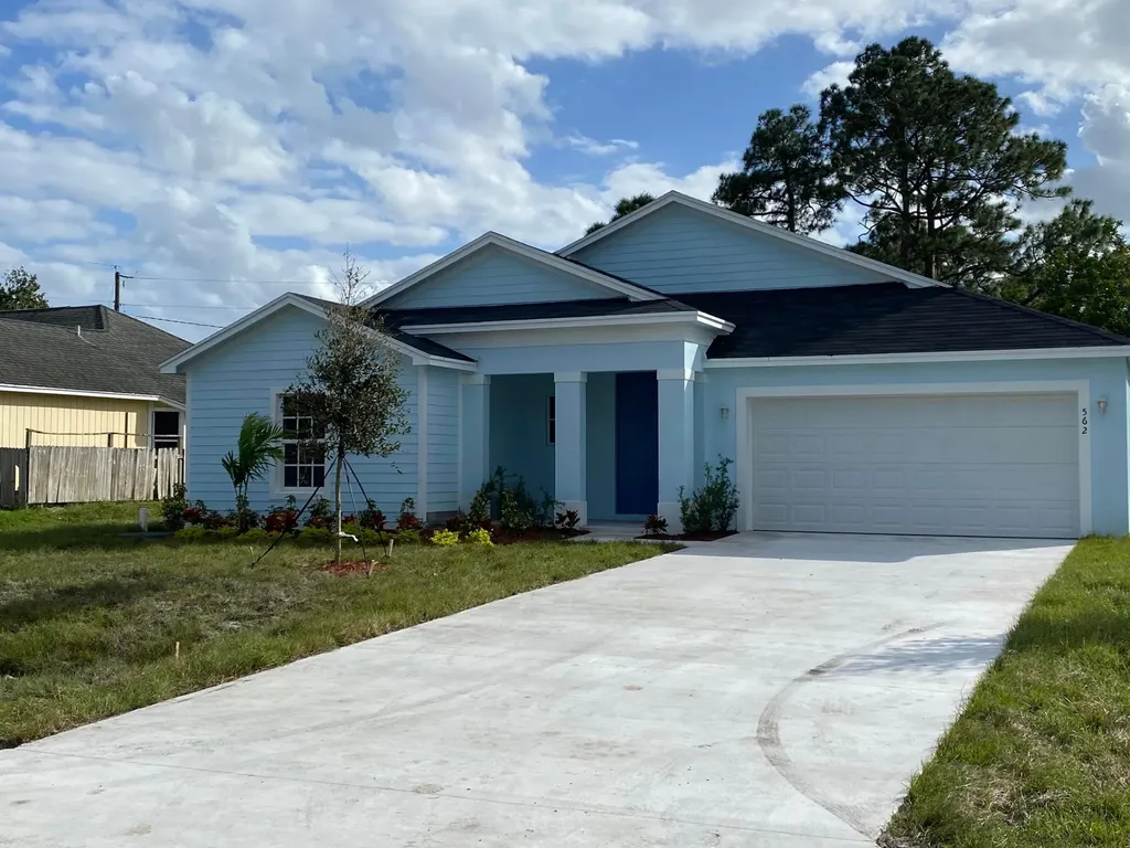 531 SW Sadwick Avenue Port St Lucie FL 34953