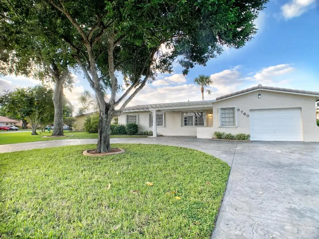 3760 NW 78th Lane Coral Springs FL 33065