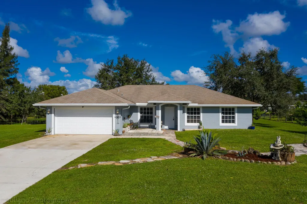 18853 Orange Grove Boulevard Loxahatchee FL 33470