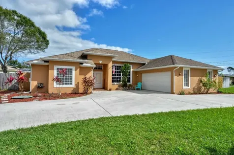 511 NW Monica Street Port St Lucie FL 34983