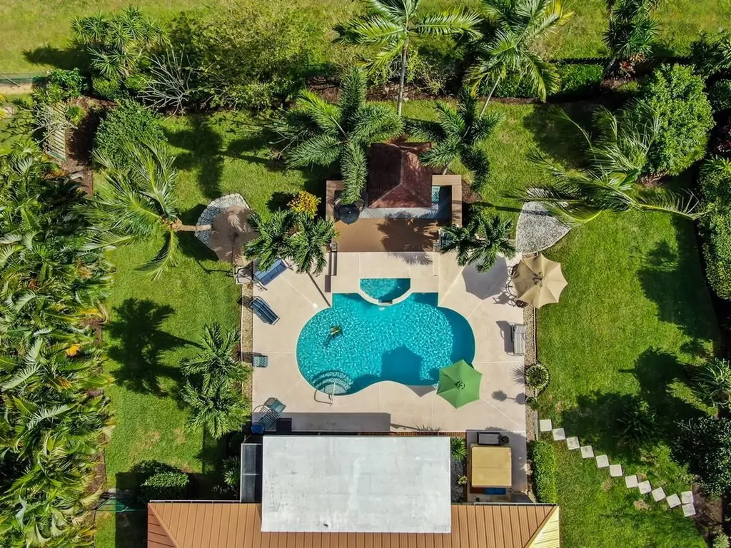 260 Old Country Road S Wellington FL 33414