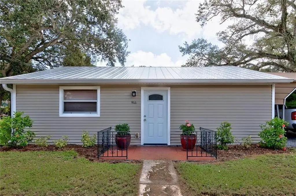 944 Louisiana Avenue Sebastian FL 32958