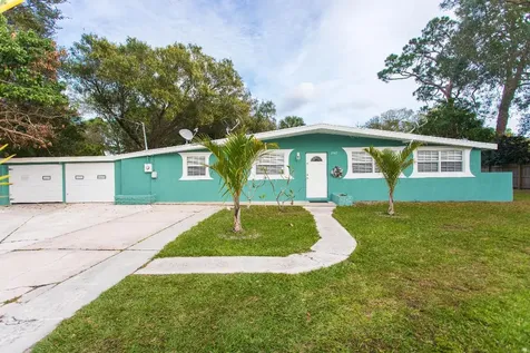 2512 S 15th Street Fort Pierce FL 34982