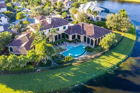 9230 Este Lago Drive Boca Raton FL 33496