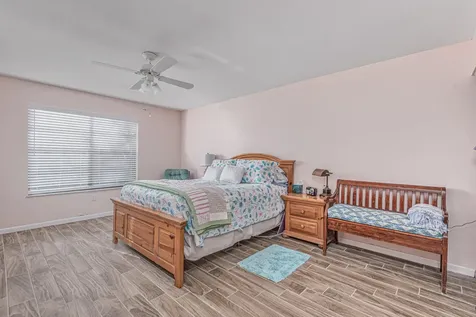 1384 SW Axtell Avenue Port St Lucie FL 34953
