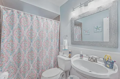 1384 SW Axtell Avenue Port St Lucie FL 34953