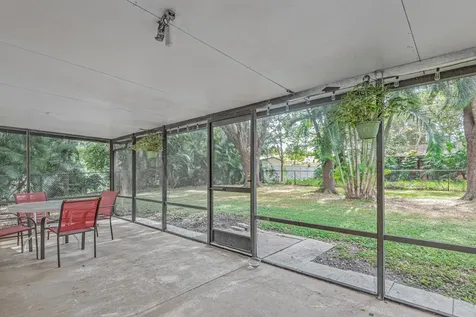 1384 SW Axtell Avenue Port St Lucie FL 34953