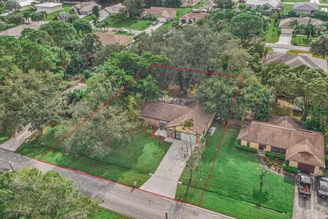 1384 SW Axtell Avenue Port St Lucie FL 34953