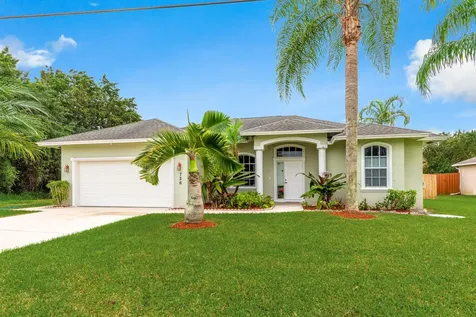 726 SW Jaslo Avenue Port St Lucie FL 34953