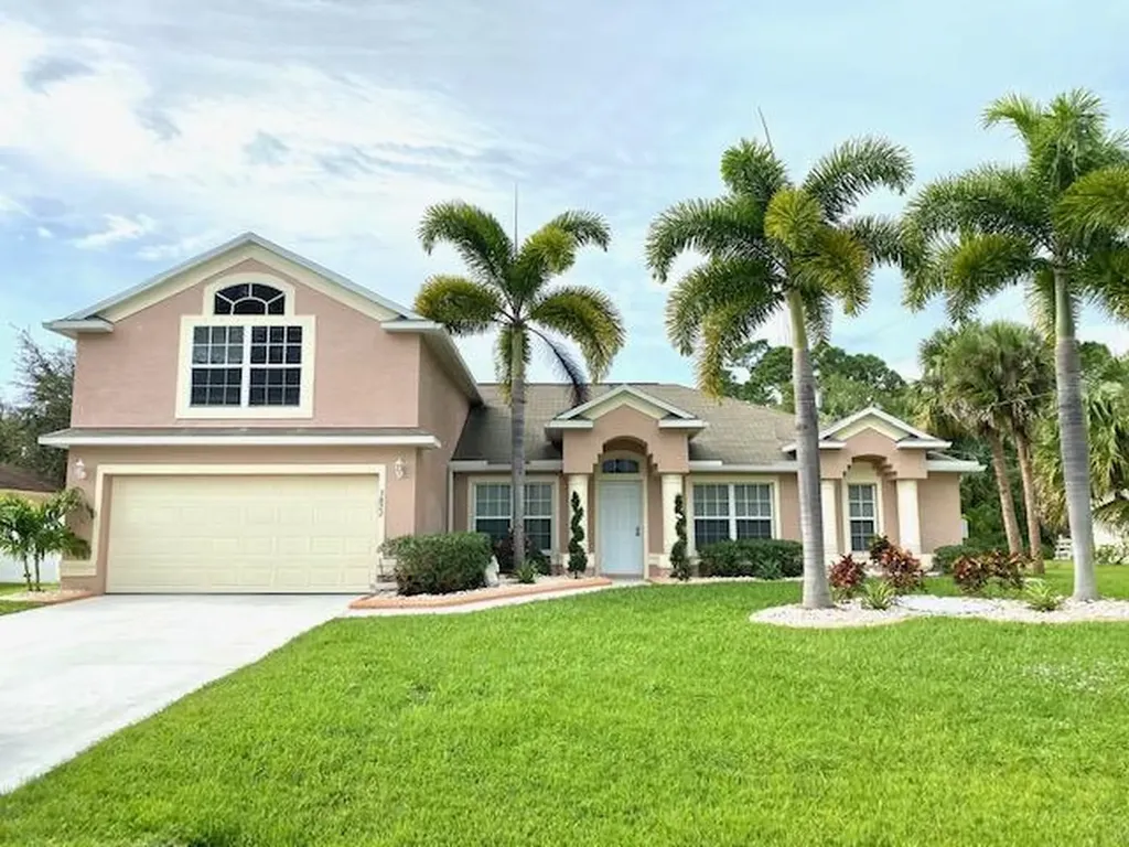 3822 SW Ruark Street Port St Lucie FL 34953