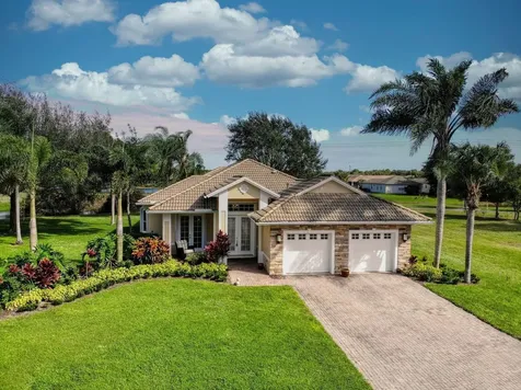 1165 SW Bent Pine Cove Port St Lucie FL 34986