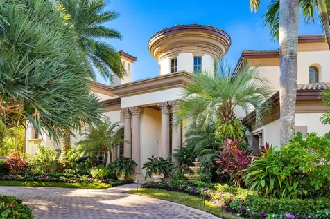 1008 Grand Court Highland Beach FL 33487