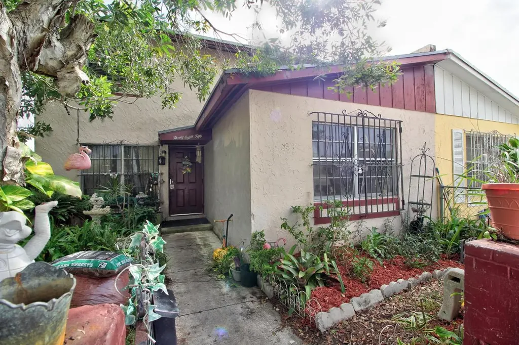 3850 NW 207th Street Road Miami Gardens FL 33055