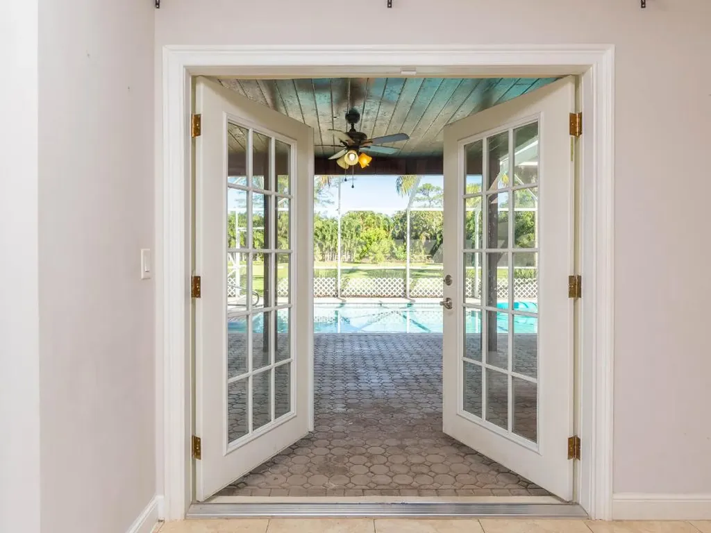 5301 Canal Drive Lake Worth FL 33463