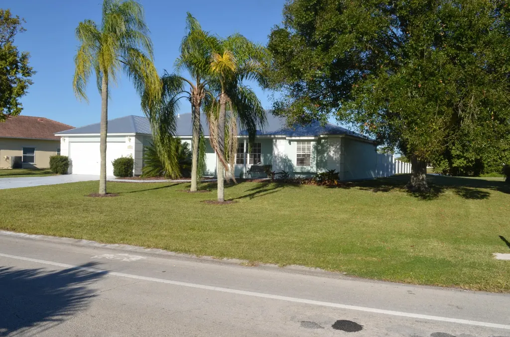 1543 SE Westmoreland Boulevard Port St Lucie FL 34952