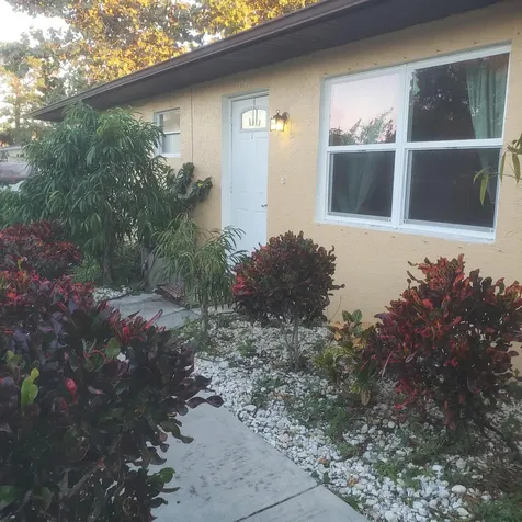 314 SW Duxbury Avenue Port St Lucie FL 34983