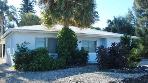 9086 SE Mars Street Hobe Sound FL 33455