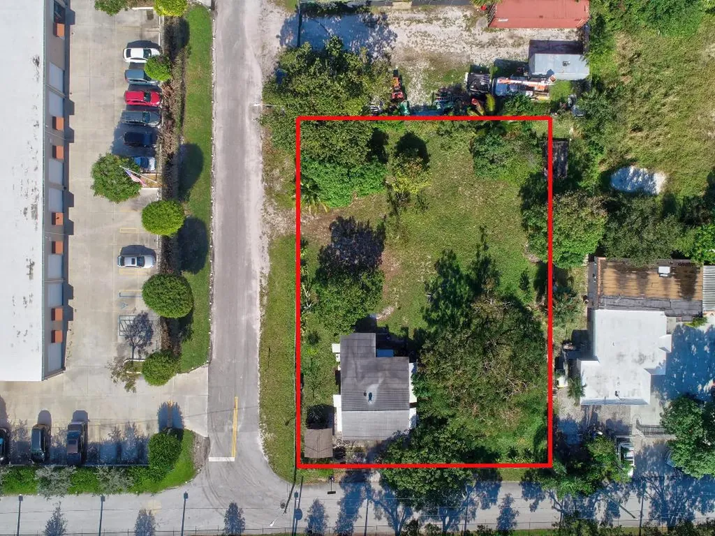 1215 Milfred Street Delray Beach FL 33444