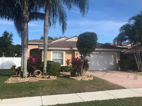 5013 Prairie Dunes Village Circle Lake Worth FL 33463