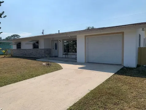 110 NE Entrada Avenue Port St Lucie FL 34952