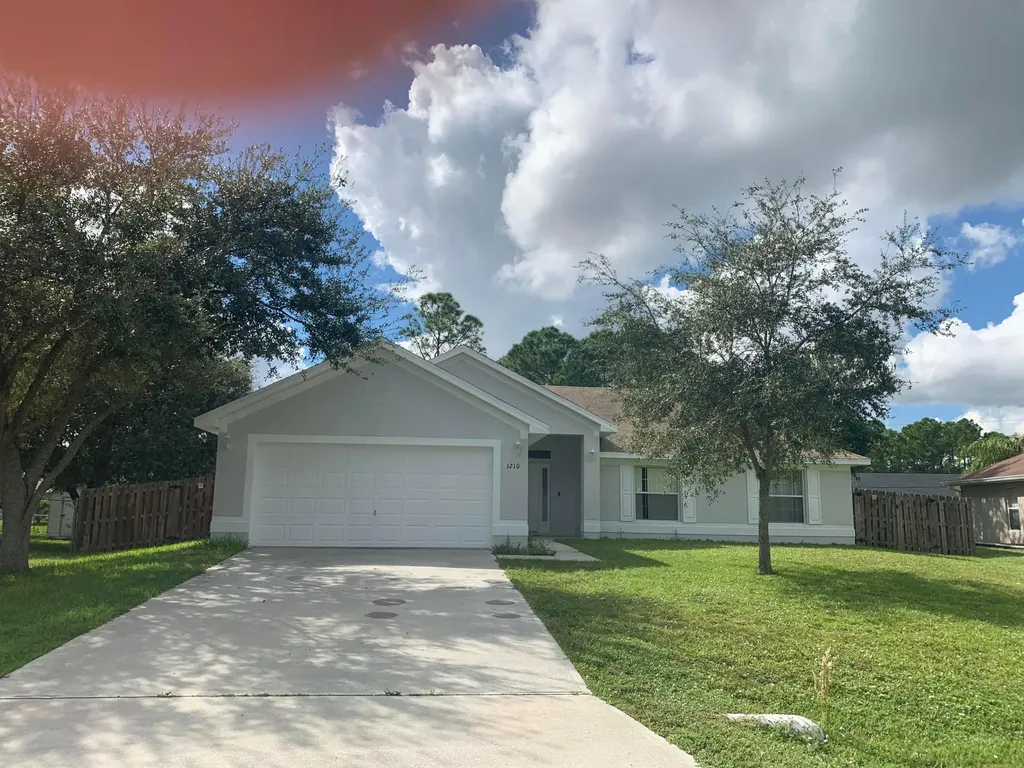 1210 Campo Avenue NW Palm Bay FL 32907