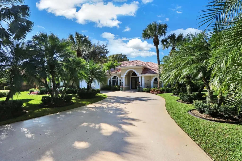 8209 Kiawah Trace Port St Lucie FL 34986