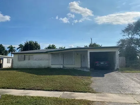 340 NE 23rd Way Boca Raton FL 33431