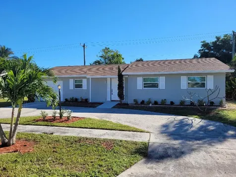 10720 Shady Pond Lane Boca Raton FL 33428