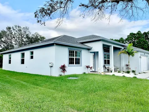 167 SW Donna Terrace Port St Lucie FL 34984
