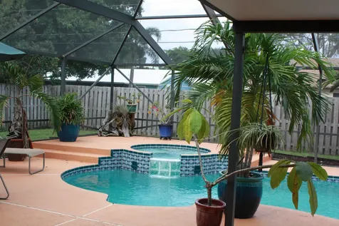 2537 SE Sapelo Avenue Port St Lucie FL 34952