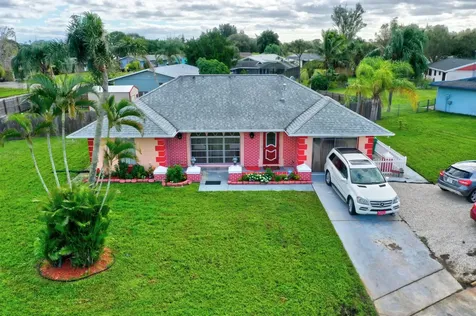 333 NE Surrey Street Port St Lucie FL 34983