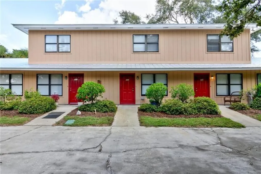 952 Louisiana Avenue Sebastian FL 32958