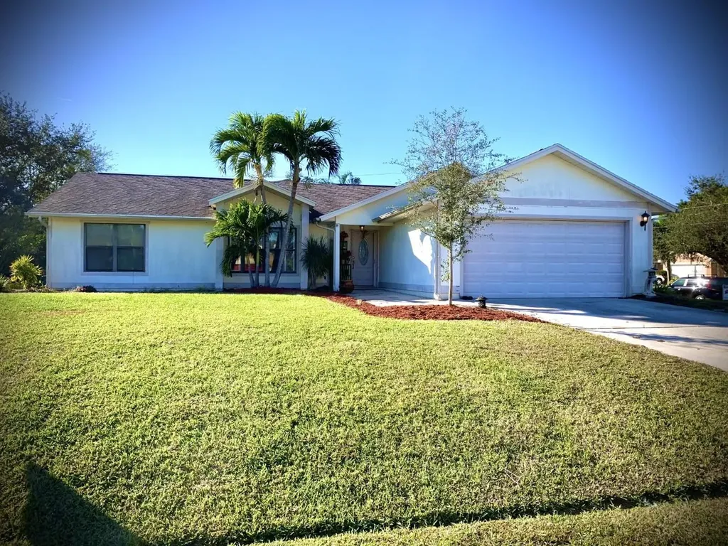 3830 SW Lachine Street Port St Lucie FL 34953