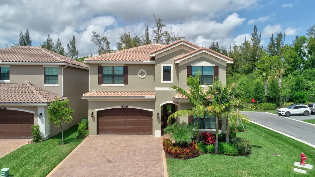 8045 Star Sapphire Court Delray Beach FL 33446