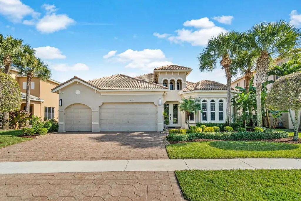 1227 Bay View Way Wellington FL 33414