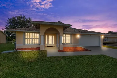 150 NE Jettie Terrace Port St Lucie FL 34983