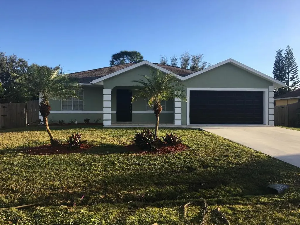 132 SW De Gouvea Terrace Port St Lucie FL 34984