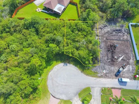 6215 NW Gatun Court Port St Lucie FL 34986