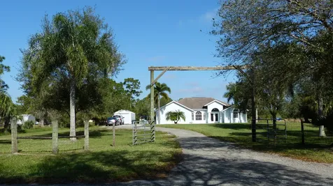 11800 Willis Road Fort Pierce FL 34945