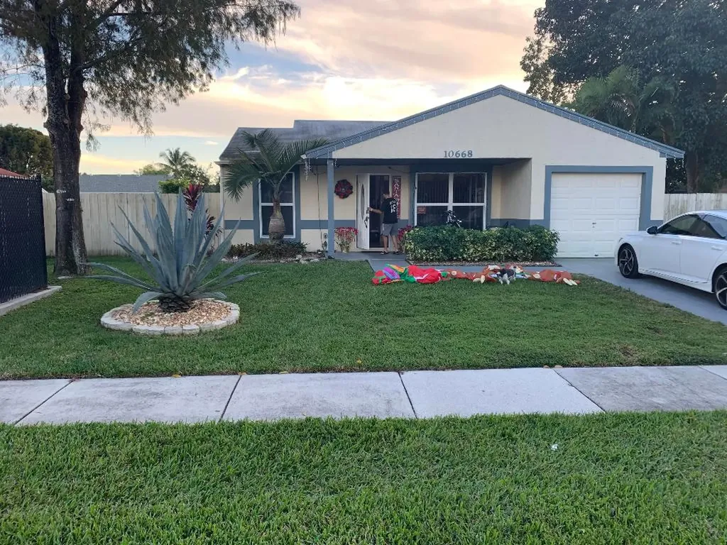 10668 Fascination Lane Royal Palm Beach FL 33411