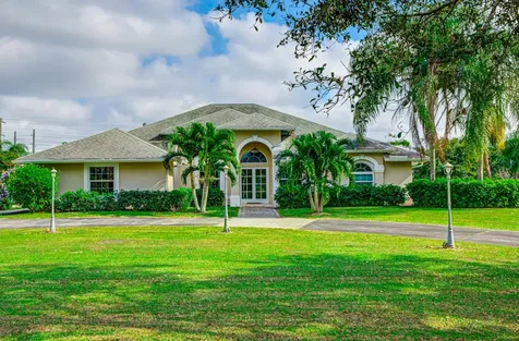 660 Cindy Circle Lane Wellington FL 33414