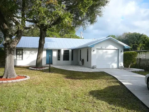 2718 Sunrise Boulevard Fort Pierce FL 34982