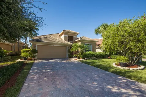 394 NW Stratford Lane Port St Lucie FL 34983