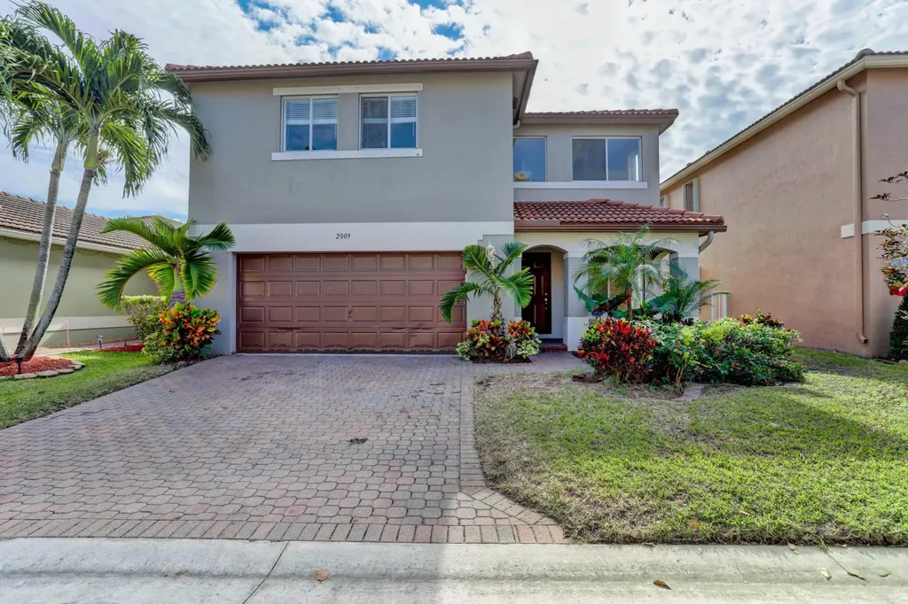 2009 Little Torch Street Riviera Beach FL 33407