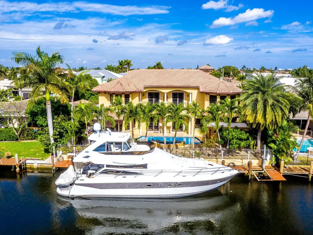 2340 NE 47th Street Lighthouse Point FL 33064